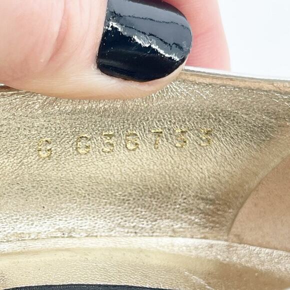 Chanel Laminated Metallic Calfskin Grosgrain Cap Toe CC Pointed Toe Wedge EU 37 - Picture 14 of 15